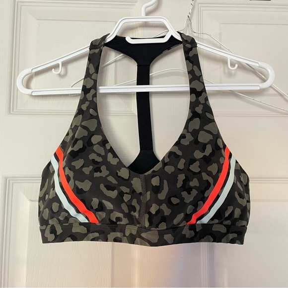 ✖️Unavailable✖️ SDA x WFX sports bra - Picture 2 of 4